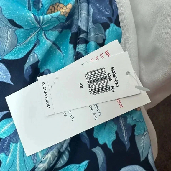 NWT Old Navy blue floral print swimsuit top size 4X - Picture 13 of 14